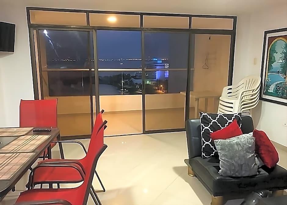 Con Hermosa Vista, Piso 16 Hotel 5*